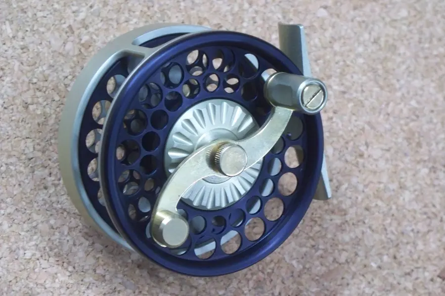 Fliegenrolle Standart Elastic-Tungsten